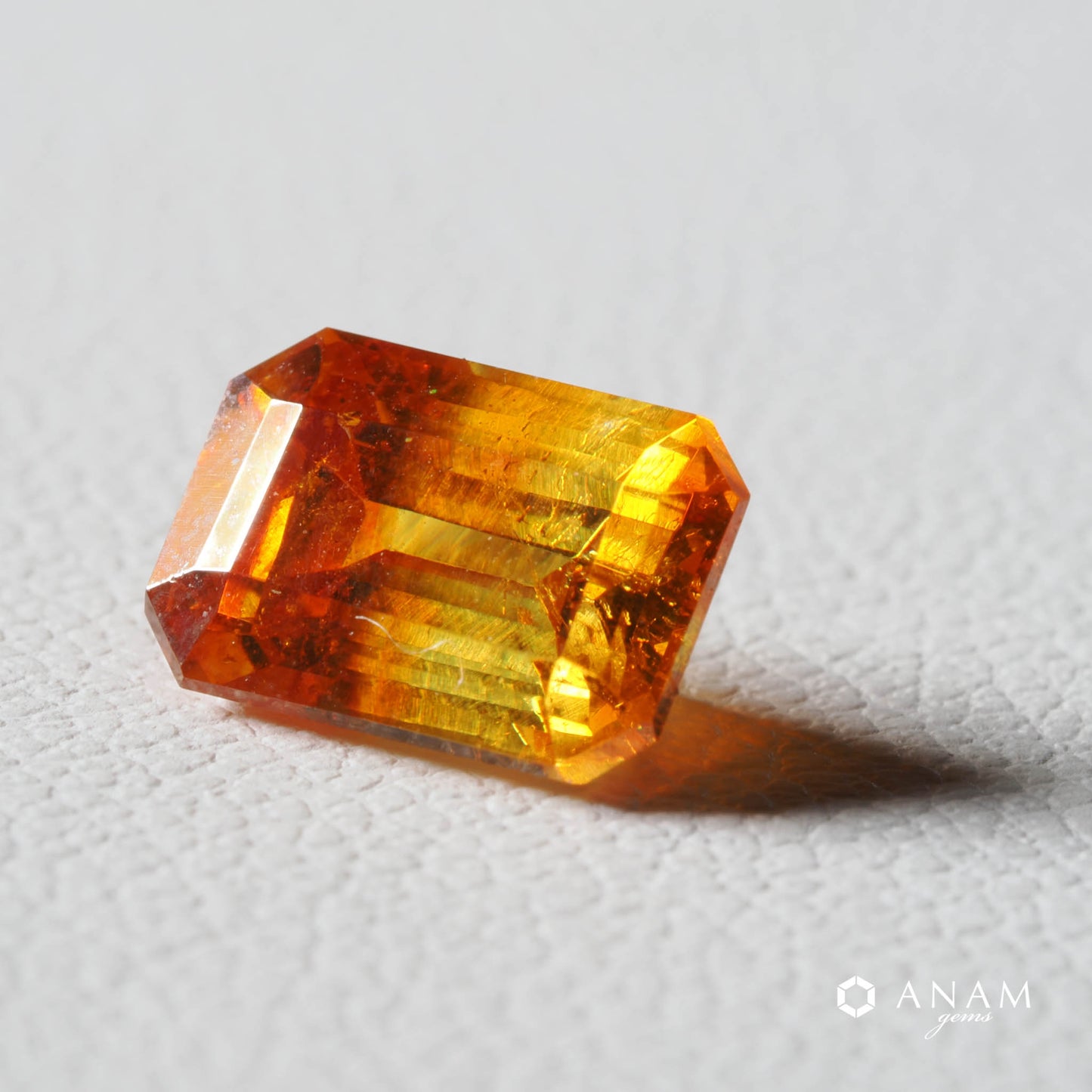 バイカラー スファレライト(Bicolor Sphalerite)2.11ct スペイン産 ルース|高分散・レアカラー