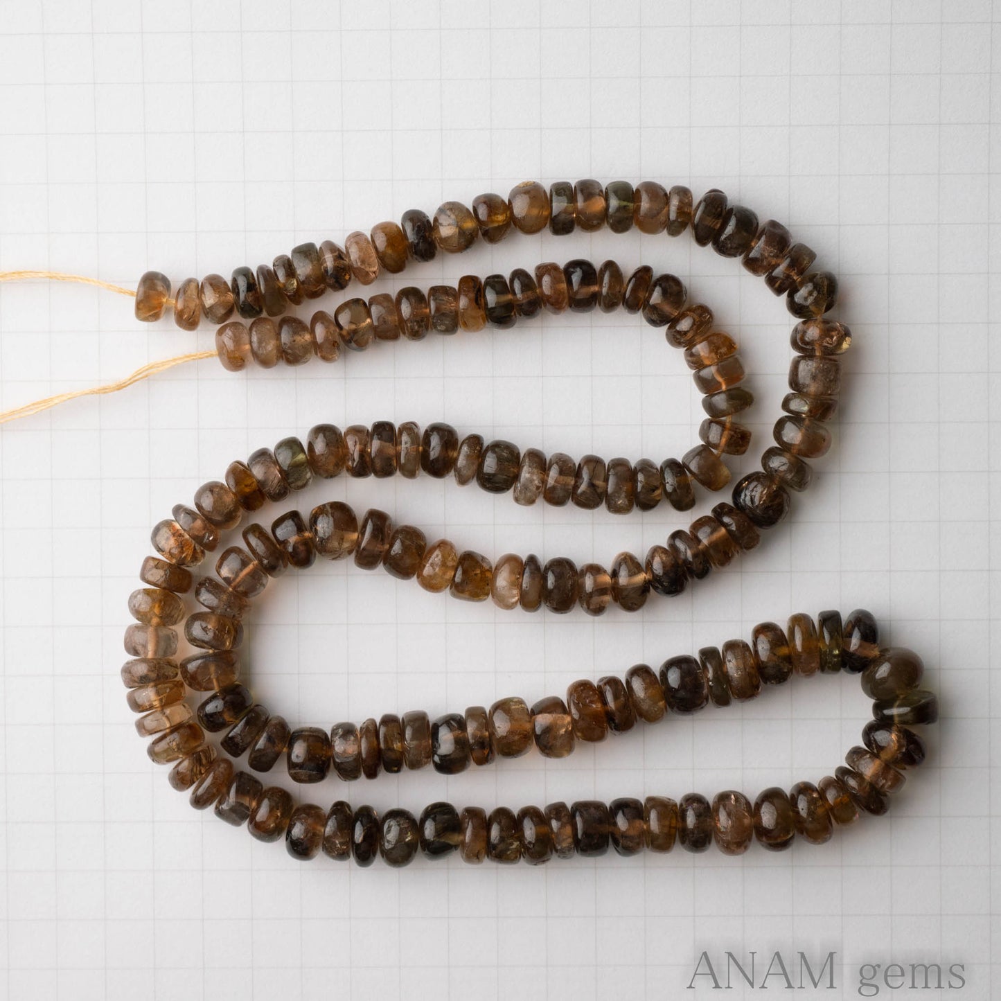 アンダリュサイト スムース ボタン