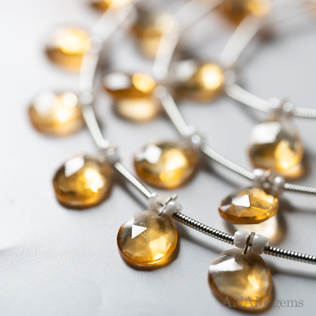 バイカラーシトリン ローズカットスライス|光と琥珀色がとけあう、ツートーンの贅沢