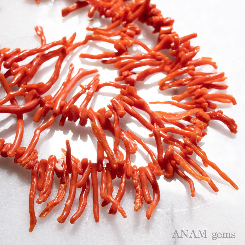 レッドコーラル(サルデーニャ産さざれビーズ)|未染色・ナチュラルな赤みが映える天然サンゴ