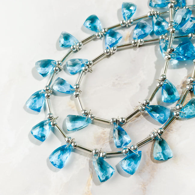 スイス ブルートパーズ トリリアントカット