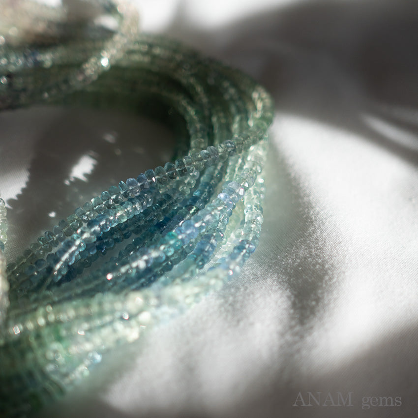 ブルー系 フローライト ボタンカット(ロンデル)4mm