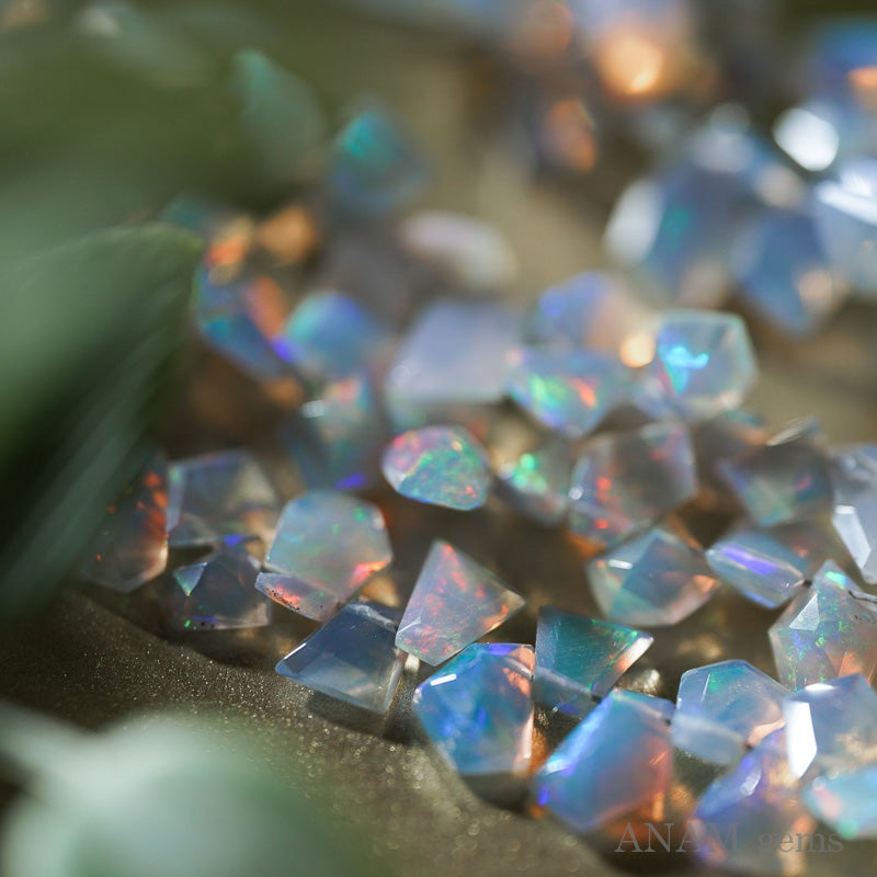 【大人気追加!】ピジョットカラー エチオピア オパール️ ピジョン【ファンシーカラーオパール️】