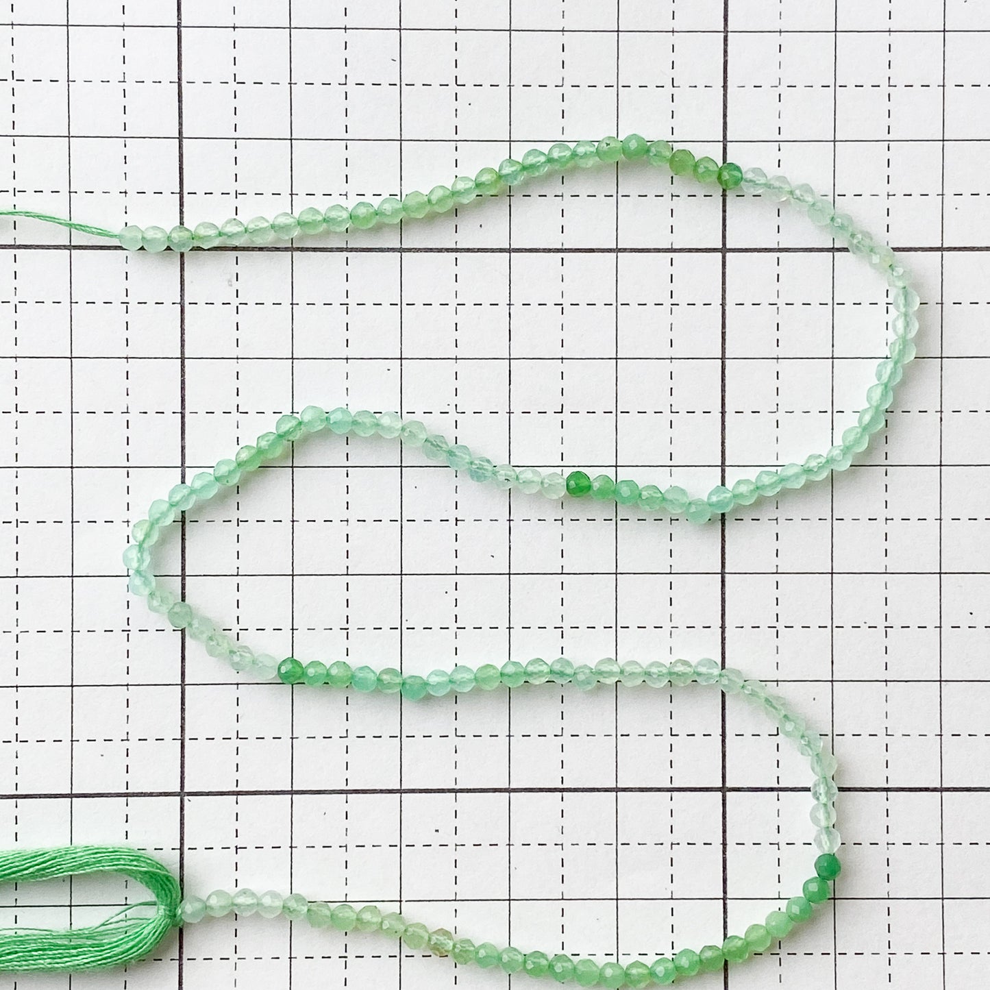 クリソプレーズ 2mm ボールカット