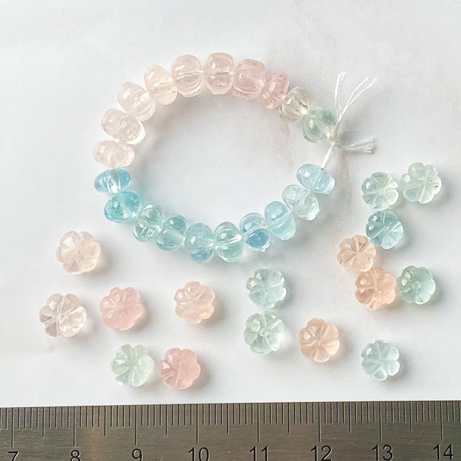 マルチカラー アクアマリン モルガナイト メロンカービング 20粒