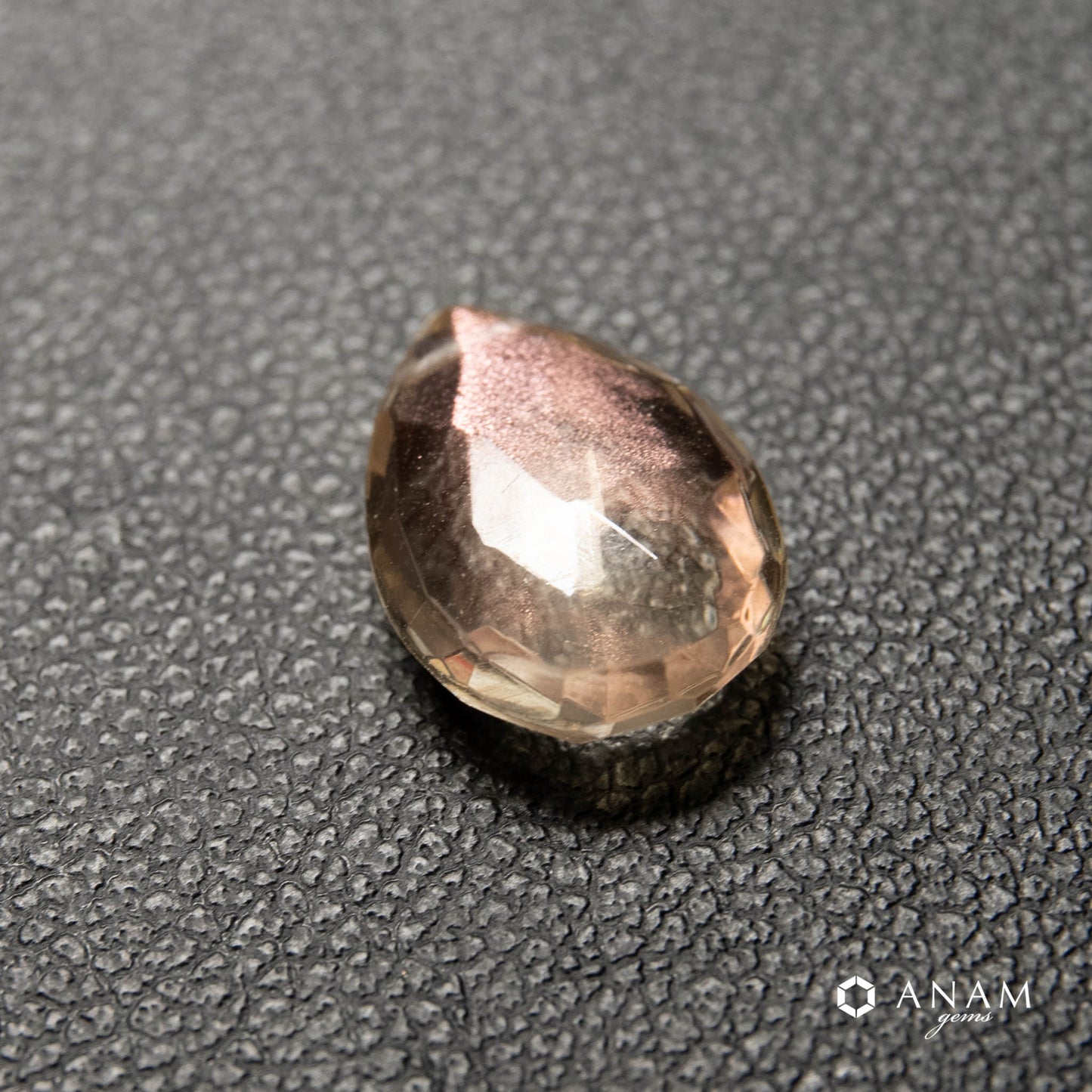 ルース(穴あき)オレゴンサンストーン 3.1ct｜光を内に秘めた、ジュエリーグレードの一点
