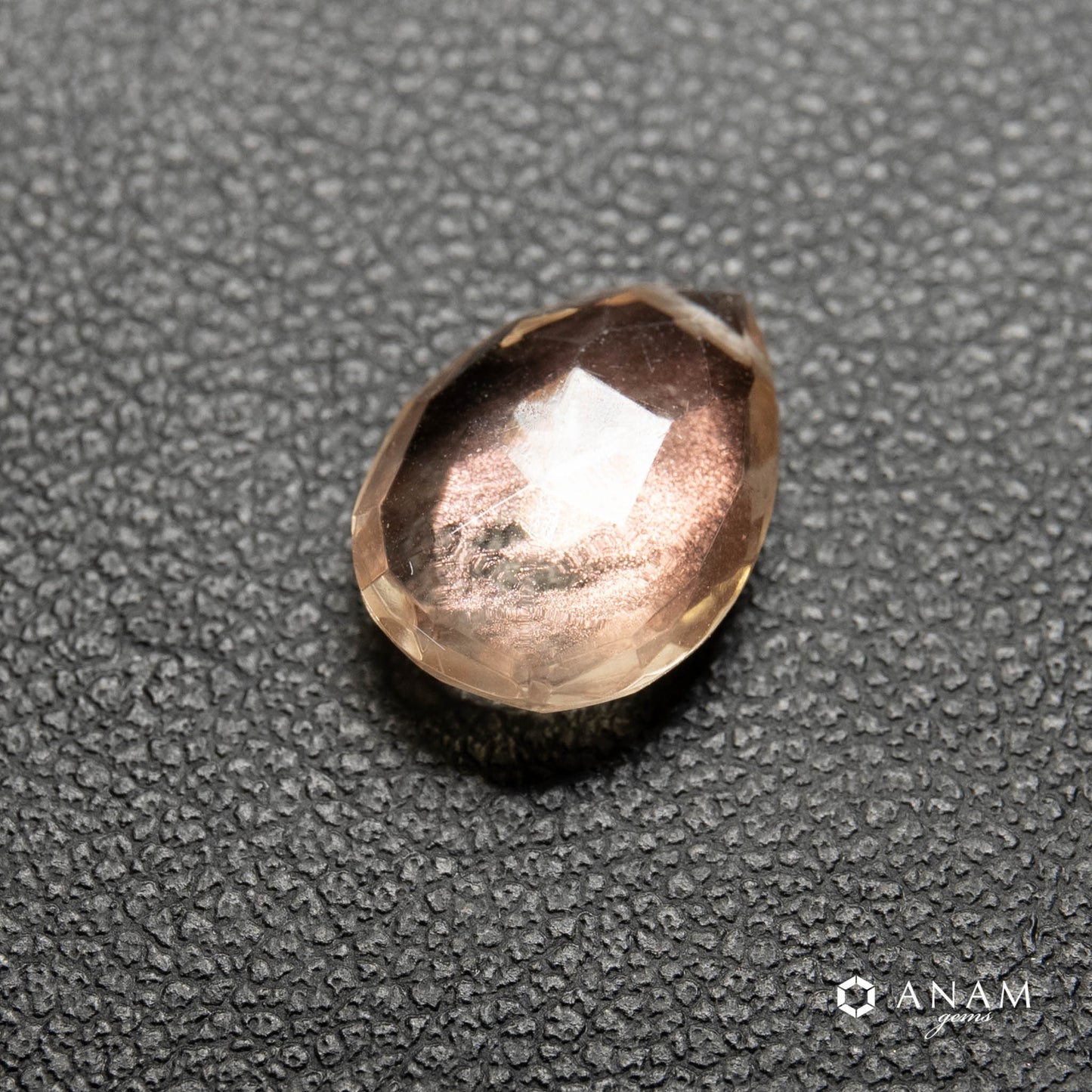 ルース(穴あき)オレゴンサンストーン 3.1ct｜光を内に秘めた、ジュエリーグレードの一点