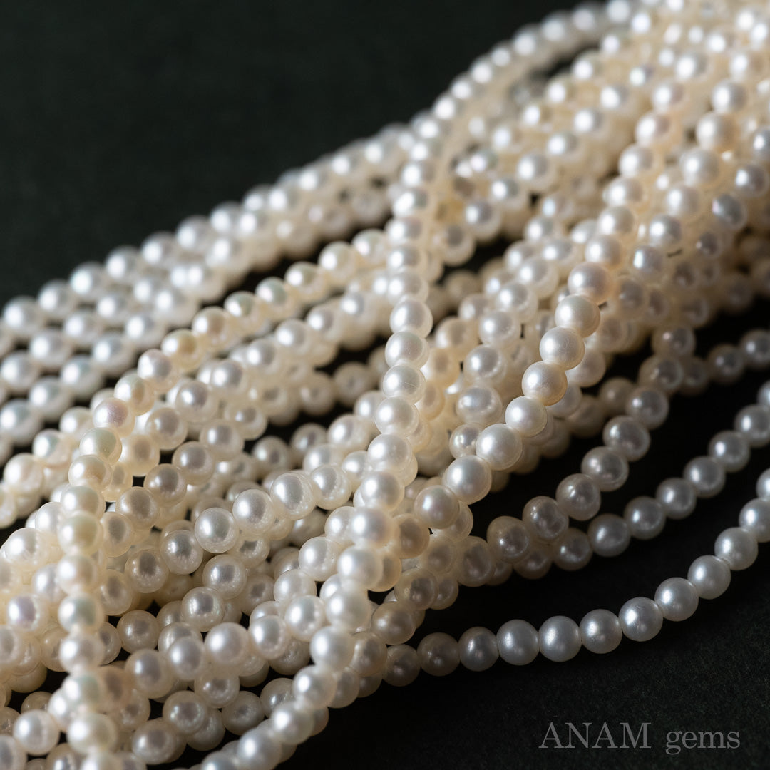 [Natural color] White semi-round freshwater pearl 6-6.5mm