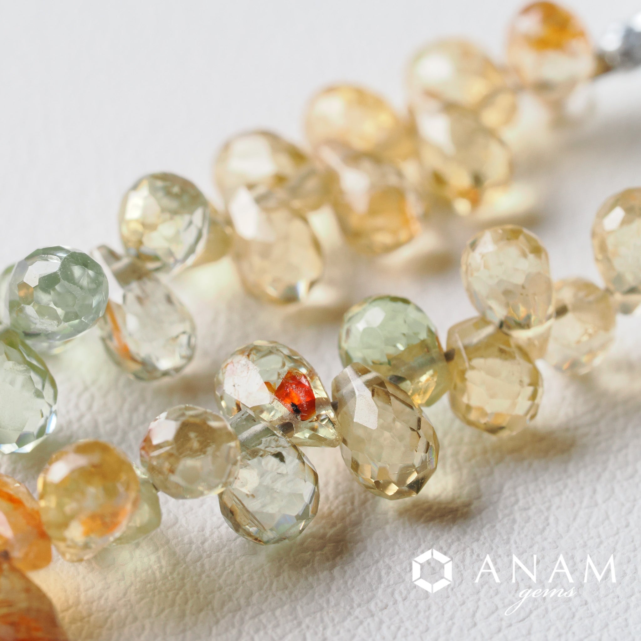 ドロップカットジルコン【2025香港仕入れ】｜レッド・グリーン