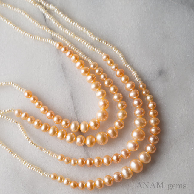 【Additional addition】 【Natural color】 White color orange color mix freshwater pearl [Necklace possible] -H